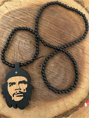 Black Beaded Che Guevara Necklace with Gold Accent Pendant